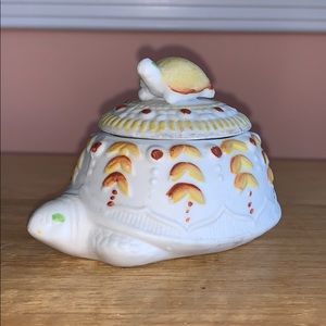 Cute Turtle Mom & Baby ceramic, no chips or cracks